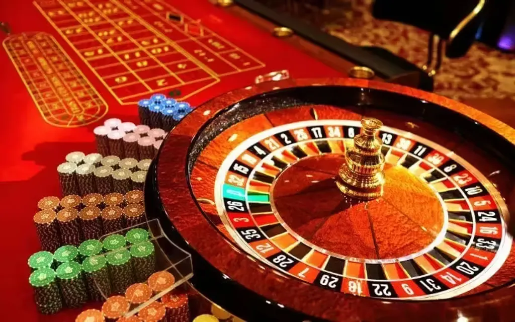 Dynamic J-FORTUNE HORSE play on the IDN668 app showing gold icons and luck themes